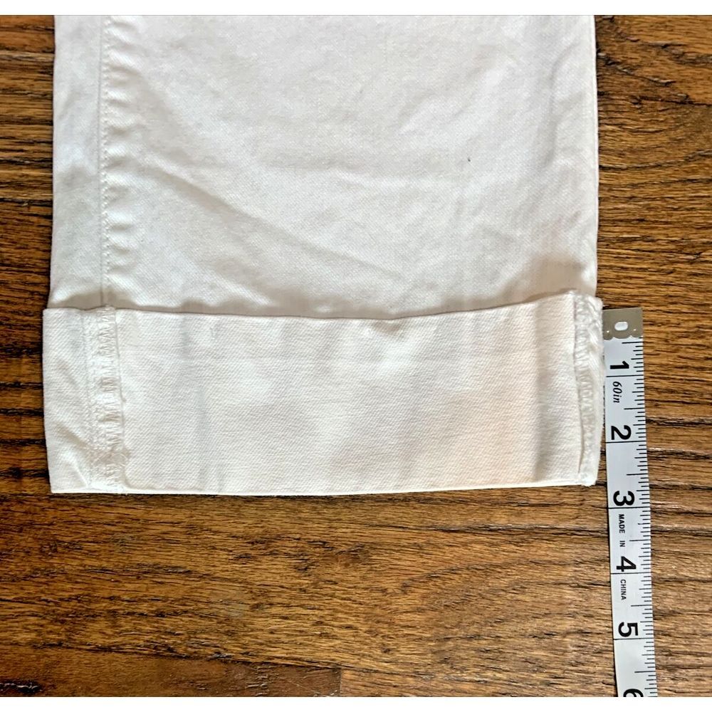 7 For All Mankind Jeans Women *30 White Denim Cropped Embroidery 3" cuff USA - Picture 10 of 13
